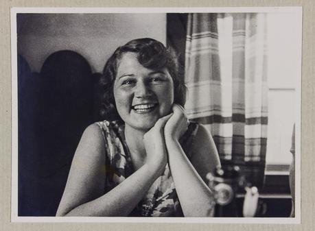 geli-raubal-niece-esclave-dhitler-l-zjboyn