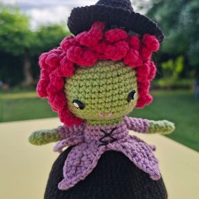 Quand Azilis tricote et crochète… #40 : Piper la petite sorcière&nbsp;!