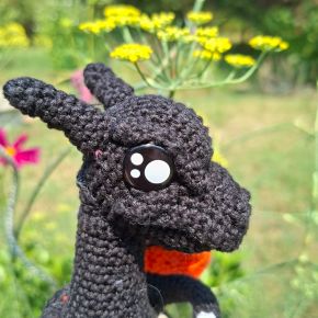 Quand Azilis tricote et crochète… #52 : un&nbsp;Dracofeu